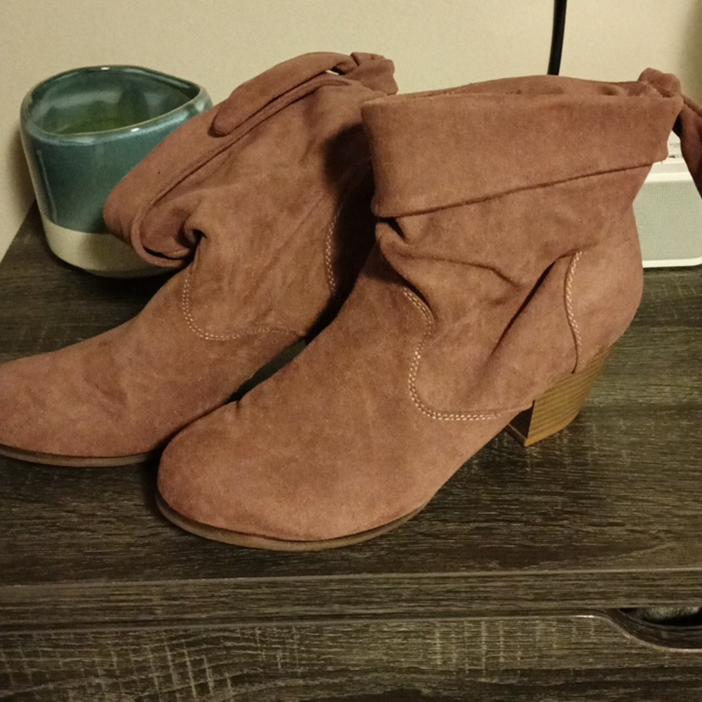 Mauve pink booties